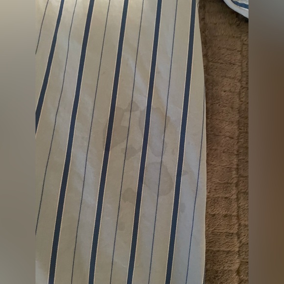 Abercrombie muscle button down shirt L - Picture 4 of 4